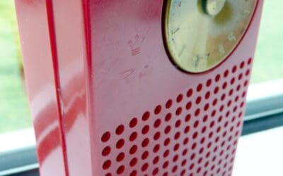 This Week in Tech History: Radio is Revolutionized!