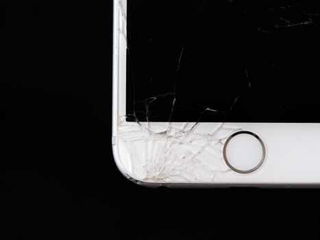 Where to Repair iPhone Screen Near Me? - MacTech Solutions